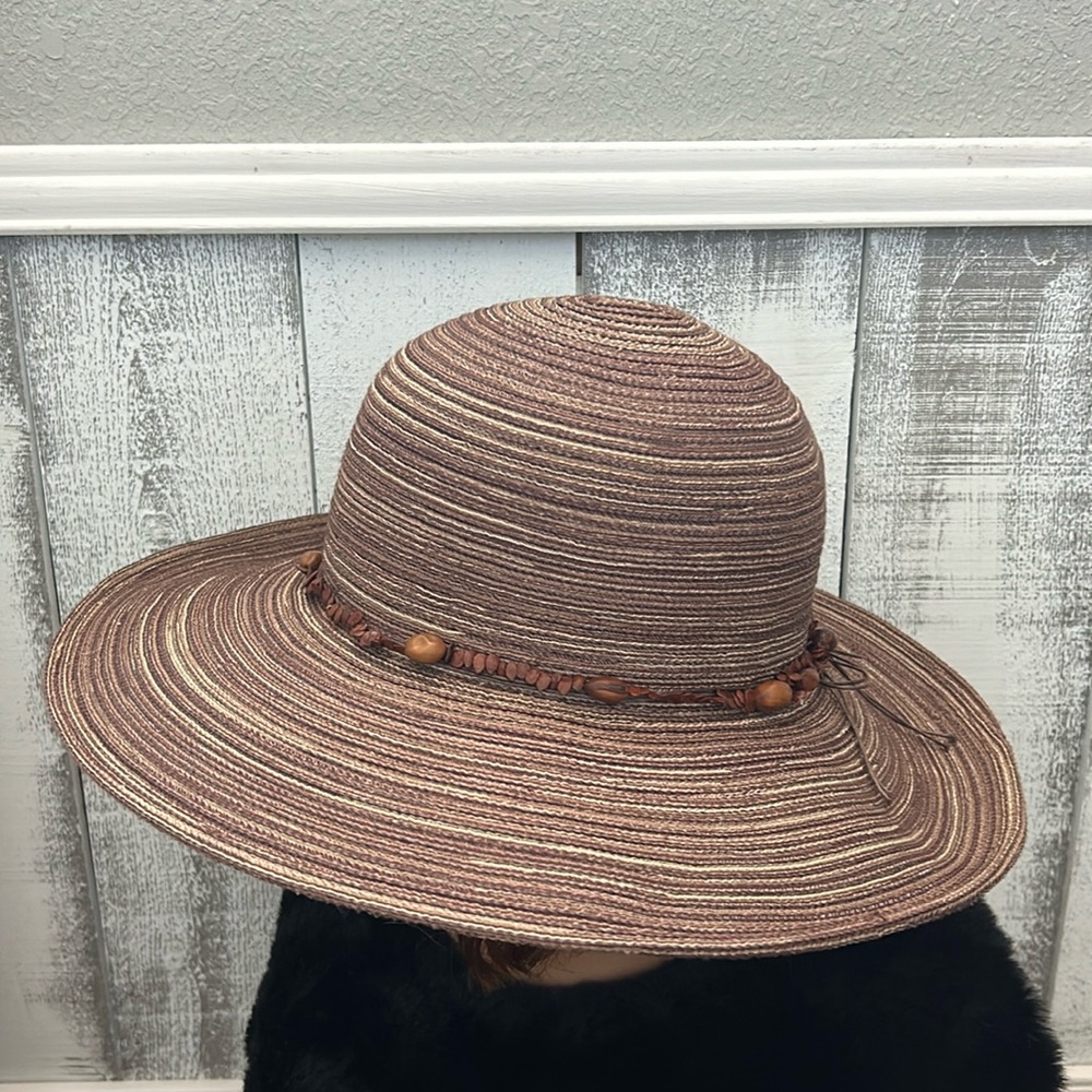 Sun hat - Picture 2 of 5